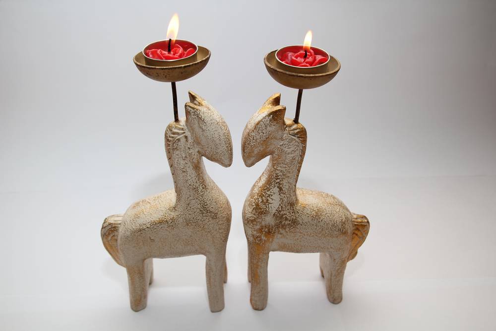 two horse candles